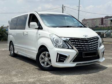Hyundai Grand Starex ROYALE in Petaling Jaya, SGR