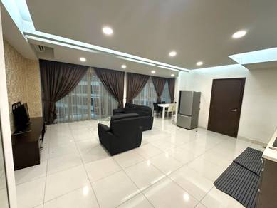 Service Residence For Rent in Regalia Residence