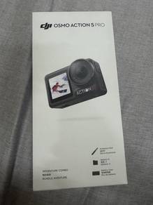 DJI osmo Action 5pro Camera (Advanture Combo)