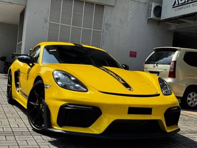 Porsche 718 CAYMAN in Old Klang Road, KUL