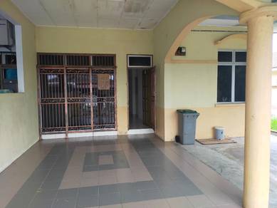 Semi-Detached House For Rent in Senawang,NSN