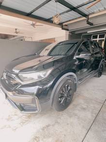 Honda CR-V BLACK EDITION 4WD in Seri Kembangan, SGR
