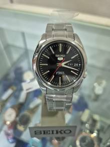 Seiko 5 classic Brand new.