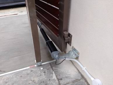 Jelutong autogate system italian
