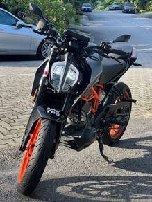 KTM 390 Duke