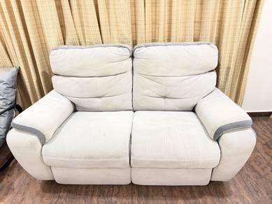 Sofa 2 Seater Fabric Terpakai – Cream & Grey