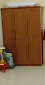 almari baju