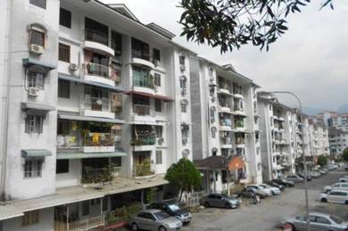 Apartment For Sale in Tanjung Court