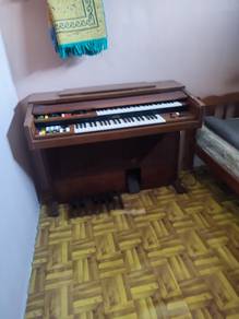 Piano Yamaha 4777