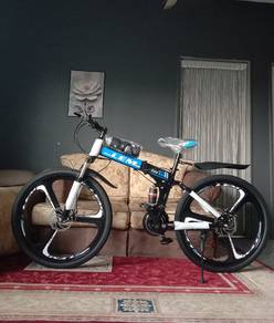 bycycle LEM NEW BICYCLE 26 INCHES YT2

YT4 SPORT B