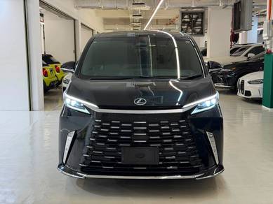 Lexus LM 500H EXECUTIVE in Kota Damansara, SGR