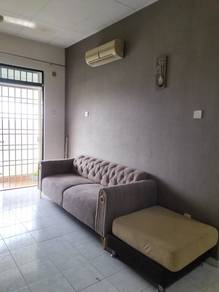 Condominium For Rent in Sunrise Garden