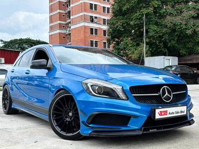 Mercedes Benz A200 200 BlueEFCY (CBU) in Seri Kembangan, SGR