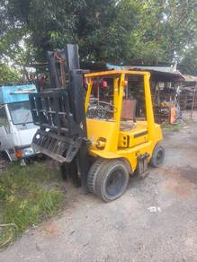 TOYOTA FORKLIFT 2Ton Hinged Fork