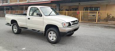 2002 Toyota Hilux