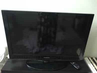 tv samsung 32 inci
