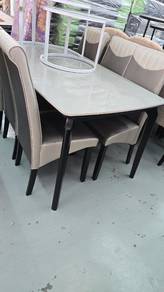 meja makan good quality 