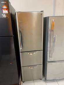 Refrigerator 2 doors Hitachi fridge Peti Sejuk Ais