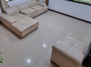 Leather Sofa For Sell