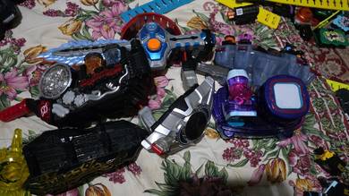 Any used kamen rider belt with free gift