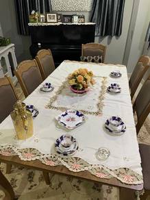 Set Meja Makan