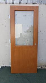 YE43CA Pintu Pejabat Separuh Kaca 86x209cm Door