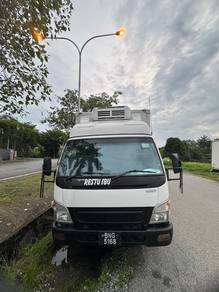 Mitsubishi Fuso FE83PG 2015
