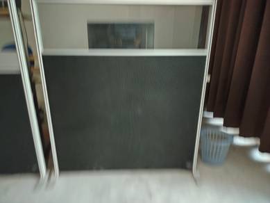Free Standing Partition with Glass Top Board (A)