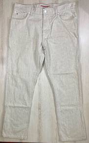 Tommy Hilfiger Jeans #BE Used