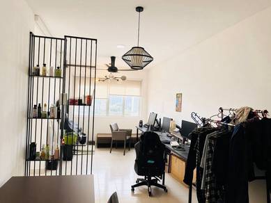 Apartment For Rent in Residensi Suria Pantai