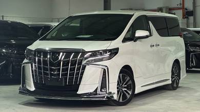 Toyota Alphard SC in Petaling Jaya, SGR