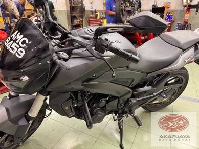 Modenas Dominar D400