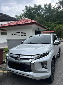 Mitsubishi Triton VGT A/T PREMIUM in Ampang, KUL