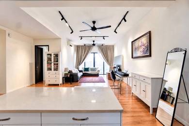 Condominium For Sale in 16 Quartz Sky Villa