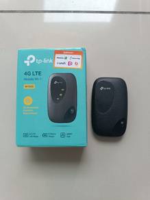TP-Link M7000 4G LTE Mobile Wi-Fi
