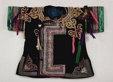 Hand Embroidered Chinese Ceremonial Dress