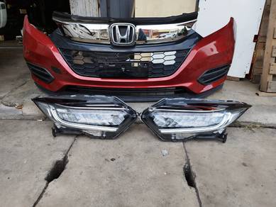 Honda HRV T7 facelift bumper set