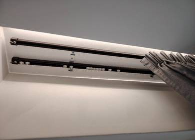 680 cm curtain track