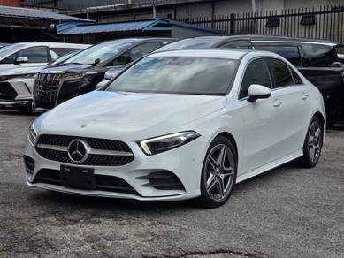 Mercedes Benz A180 180 AMG LINE (CBU) in KL City, KUL