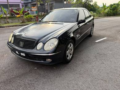 Mercedes Benz E240 240 AVANTGARDE (CBU) in Nilai, NSN