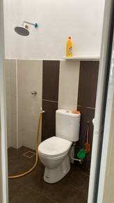 Room in Cheng, MLK