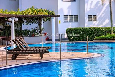 Condominium For Sale in Sri York