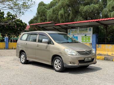 Toyota Innova E in Sri Petaling, KUL