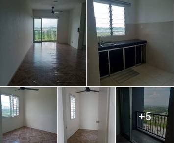 Apartment For Rent in D'Kristal