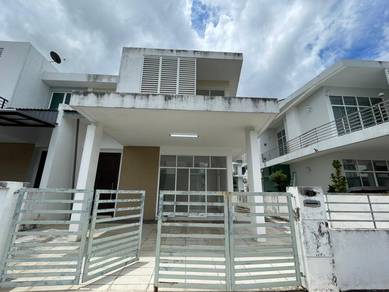 Semi-Detached House For Sale in Alma,PNG