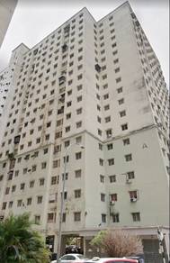 Room in Bandar Tasik Selatan, KUL