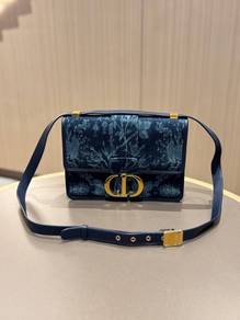 Christian Dior 30 Montaigne Shoulder Bag
