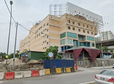 Retail space For Sale in Kepong,KUL