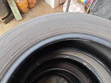 Used 195/60R16 tyre