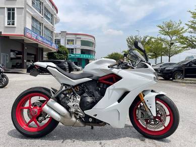 Ducati 900 SuperSport